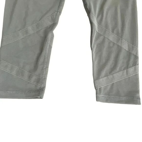 Victoria Secret Sport  Mid-Rise Olive Green Mesh Athletic Running Leggings SZ S - Picture 6 of 11